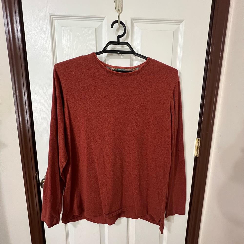 Robert Graham casual pullover shirt.